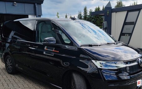 Volkswagen Multivan, 2023 год, 6 150 000 рублей, 1 фотография