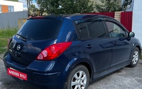 Nissan Tiida, 2011 год, 800 000 рублей, 3 фотография