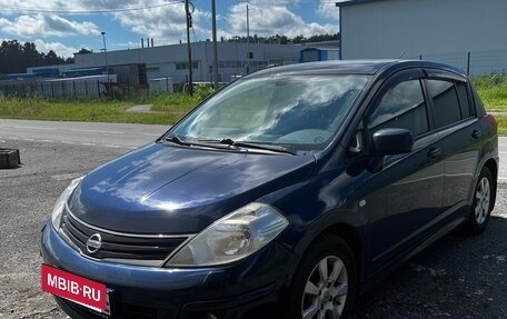 Nissan Tiida, 2011 год, 800 000 рублей, 2 фотография