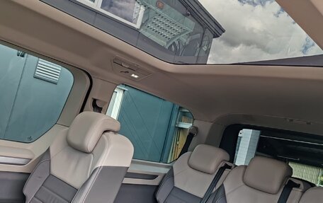 Volkswagen Multivan, 2023 год, 6 150 000 рублей, 13 фотография