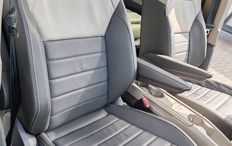 Volkswagen Multivan, 2023 год, 6 150 000 рублей, 19 фотография