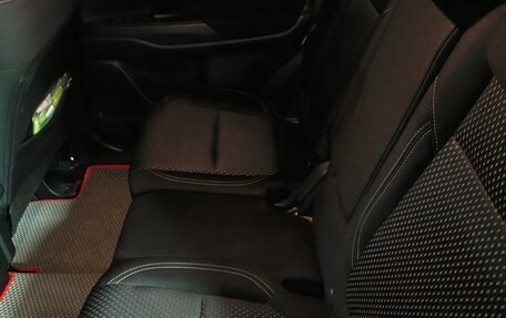 Mitsubishi Outlander III рестайлинг 3, 2021 год, 2 350 000 рублей, 8 фотография