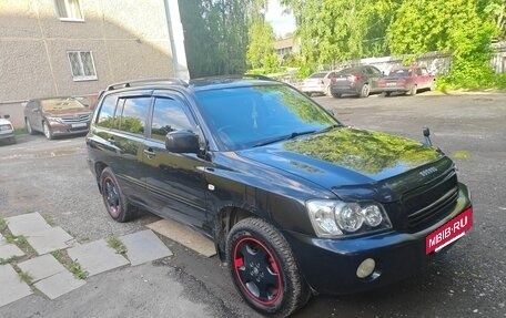Toyota Kluger I, 2001 год, 950 000 рублей, 4 фотография