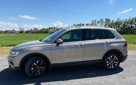 Volkswagen Tiguan II, 2019 год, 2 600 000 рублей, 5 фотография