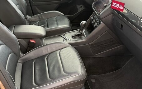 Volkswagen Tiguan II, 2019 год, 2 600 000 рублей, 14 фотография