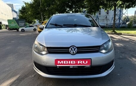 Volkswagen Polo VI (EU Market), 2012 год, 550 000 рублей, 2 фотография