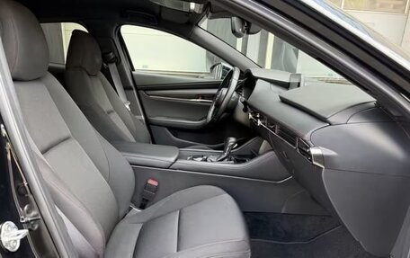 Mazda 3, 2023 год, 1 290 666 рублей, 8 фотография