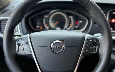 Volvo V40 II рестайлинг, 2018 год, 1 140 000 рублей, 15 фотография