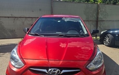 Hyundai Solaris II рестайлинг, 2012 год, 650 000 рублей, 1 фотография