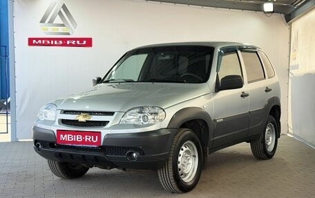 Chevrolet Niva I рестайлинг, 2018 год, 779 000 рублей, 1 фотография