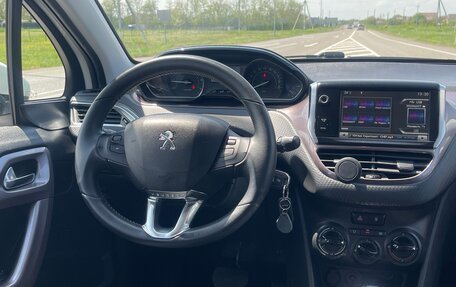 Peugeot 2008 II, 2014 год, 850 000 рублей, 16 фотография