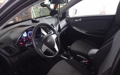 Hyundai Solaris II рестайлинг, 2013 год, 750 000 рублей, 6 фотография