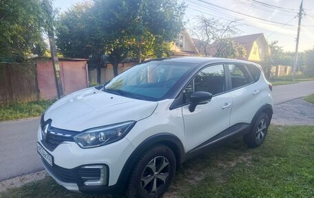 Renault Kaptur I рестайлинг, 2021 год, 1 200 000 рублей, 2 фотография