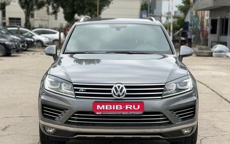 Volkswagen Touareg III, 2017 год, 3 750 000 рублей, 2 фотография