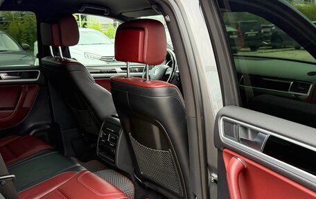 Volkswagen Touareg III, 2017 год, 3 750 000 рублей, 23 фотография