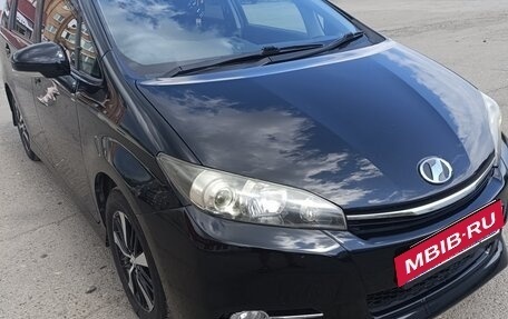 Toyota Wish II, 2017 год, 1 950 000 рублей, 2 фотография