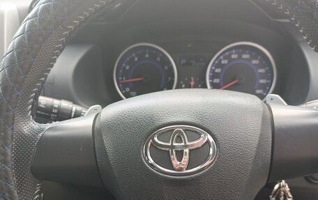 Toyota Wish II, 2017 год, 1 950 000 рублей, 13 фотография