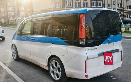 Honda Stepwgn IV, 2016 год, 1 399 000 рублей, 6 фотография