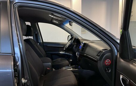 Hyundai Santa Fe III рестайлинг, 2010 год, 1 150 000 рублей, 28 фотография