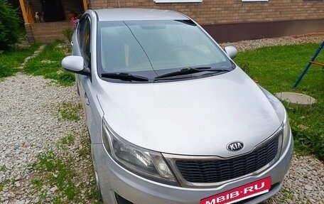 KIA Rio III рестайлинг, 2014 год, 1 000 000 рублей, 2 фотография