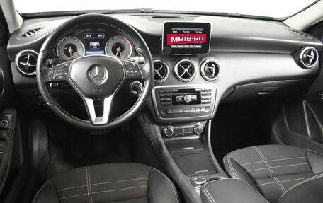 Mercedes-Benz A-Класс, 2014 год, 1 420 100 рублей, 6 фотография
