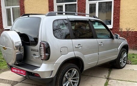 Chevrolet Niva I рестайлинг, 2014 год, 770 000 рублей, 3 фотография