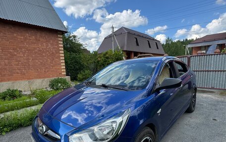 Hyundai Solaris II рестайлинг, 2011 год, 790 000 рублей, 7 фотография
