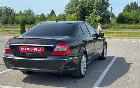 Mercedes-Benz E-Класс, 2007 год, 950 000 рублей, 3 фотография