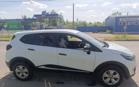 Renault Kaptur I рестайлинг, 2017 год, 1 130 000 рублей, 3 фотография