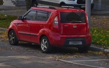 KIA Soul I рестайлинг, 2011 год, 450 000 рублей, 2 фотография