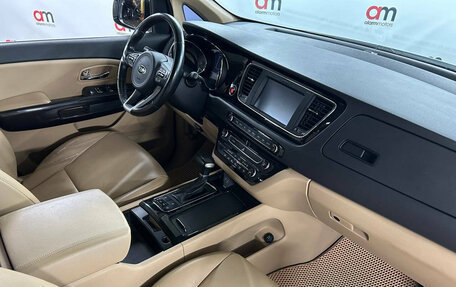 KIA Carnival III, 2018 год, 2 699 000 рублей, 11 фотография