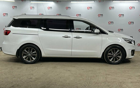 KIA Carnival III, 2018 год, 2 699 000 рублей, 8 фотография