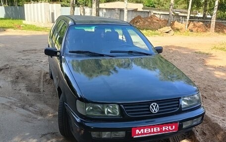 Volkswagen Passat B4, 1994 год, 295 000 рублей, 1 фотография