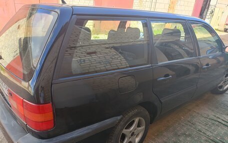Volkswagen Passat B4, 1994 год, 295 000 рублей, 4 фотография