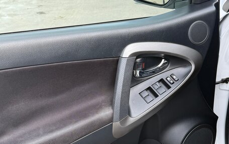 Toyota RAV4, 2011 год, 1 200 000 рублей, 11 фотография