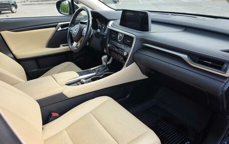 Lexus RX IV рестайлинг, 2020 год, 5 500 000 рублей, 13 фотография