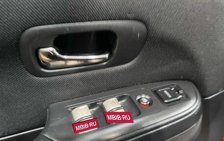 Honda CR-V II рестайлинг, 2006 год, 849 900 рублей, 13 фотография