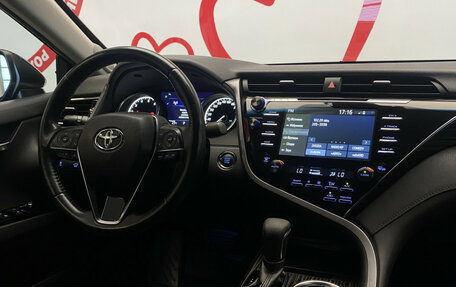 Toyota Camry, 2019 год, 3 390 000 рублей, 11 фотография