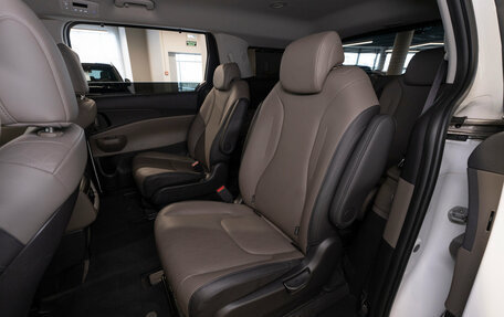 KIA Carnival, 2023 год, 5 200 000 рублей, 12 фотография