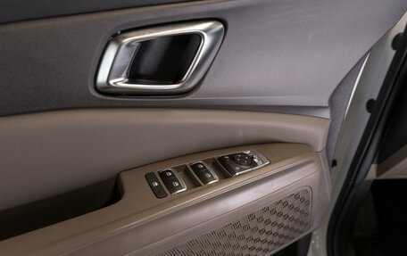 KIA Carnival, 2023 год, 5 200 000 рублей, 20 фотография