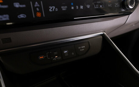 KIA Carnival, 2023 год, 5 200 000 рублей, 26 фотография