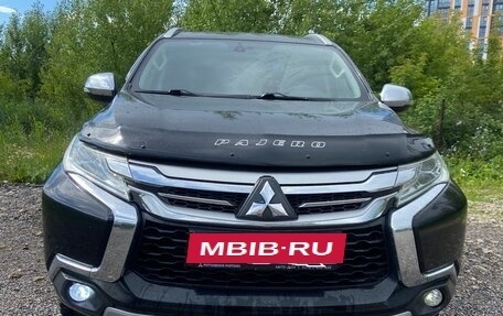 Mitsubishi Pajero Sport III рестайлинг, 2019 год, 2 890 000 рублей, 5 фотография