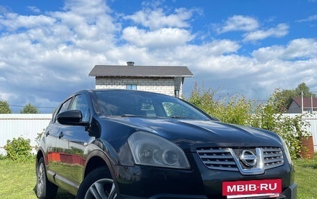 Nissan Qashqai, 2009 год, 850 000 рублей, 2 фотография