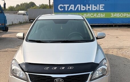 KIA cee'd I рестайлинг, 2010 год, 750 000 рублей, 2 фотография