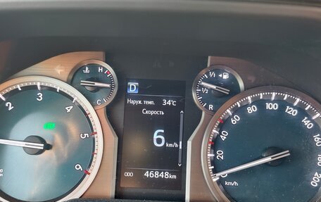 Toyota Land Cruiser Prado 150 рестайлинг 2, 2021 год, 6 900 000 рублей, 3 фотография