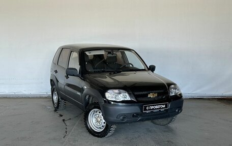 Chevrolet Niva I рестайлинг, 2015 год, 585 000 рублей, 3 фотография