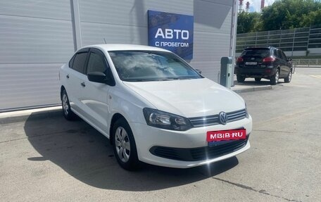 Volkswagen Polo VI (EU Market), 2015 год, 646 000 рублей, 3 фотография