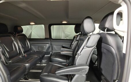 Mercedes-Benz V-Класс, 2020 год, 3 545 000 рублей, 13 фотография