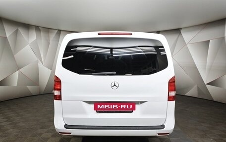 Mercedes-Benz V-Класс, 2020 год, 3 545 000 рублей, 17 фотография