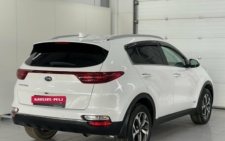 KIA Sportage IV рестайлинг, 2020 год, 2 399 000 рублей, 4 фотография